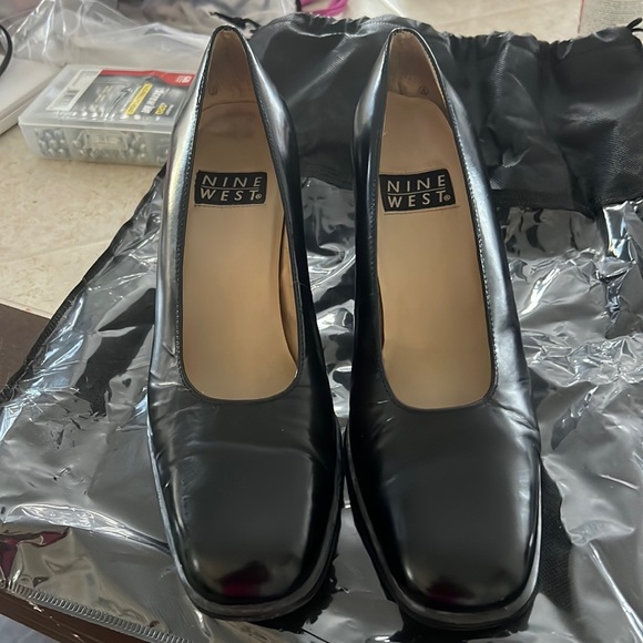 Nine West black high heels shoes - Picture 1 of 2